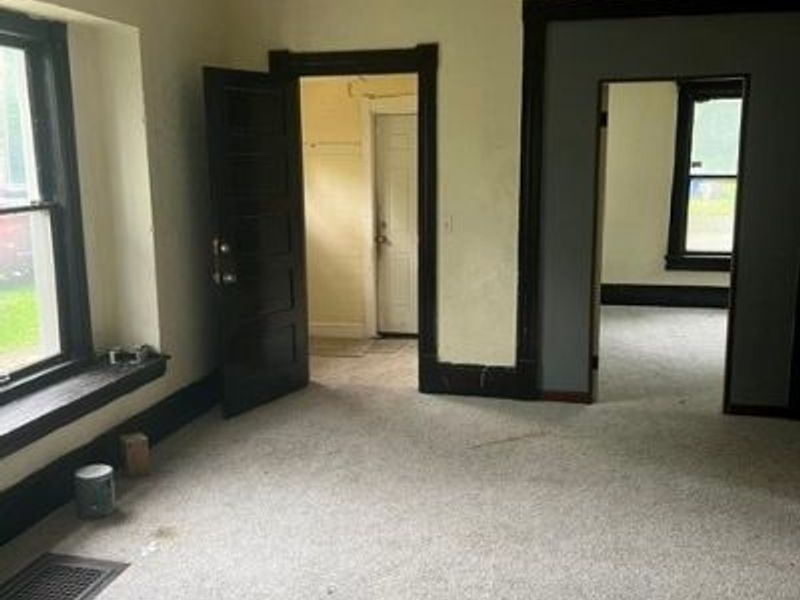 14809 Pepper Avenue, Cleveland, OH 44110 Photo 5