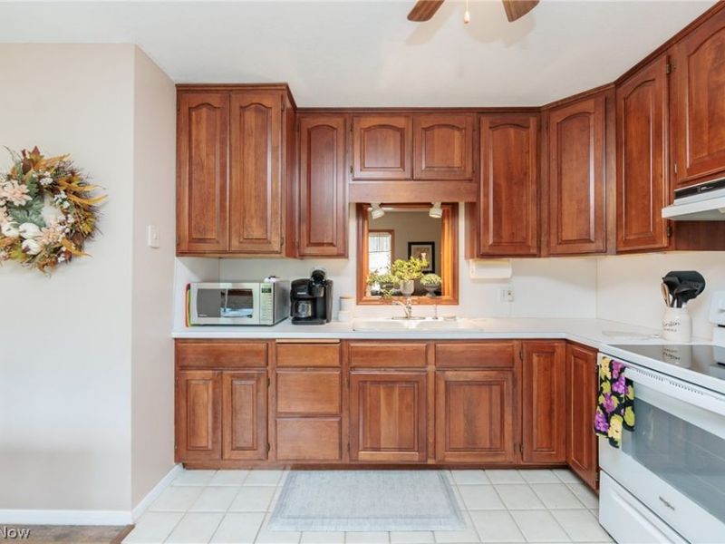 5029 Oakview Drive, Vermilion, OH 44089 Photo 16