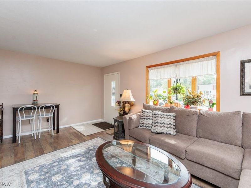 5029 Oakview Drive, Vermilion, OH 44089 Photo 5