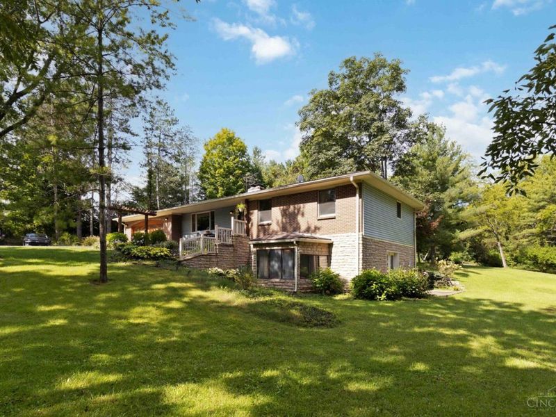 1084 Brown Road, Washington Township, OH 45177 Photo 2