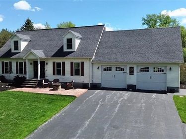 20 Bowen Street, Auburn, NY 13021