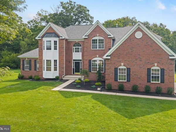 39 CLIFFWOOD DRIVE, ALLENTOWN, NJ 08501