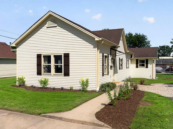 649 Young , Franklin, IN 46131