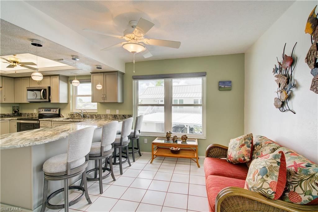 4104 SE 18th Ave, Unit 2D, Cape Coral, FL 33904 Photo