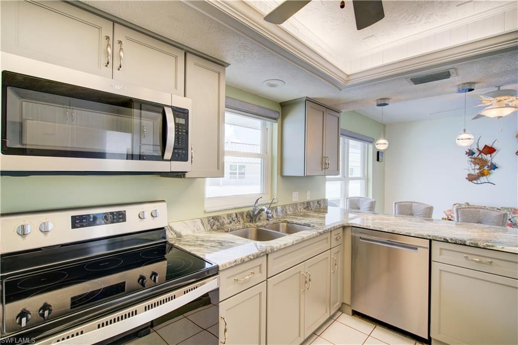 4104 SE 18th Ave, Unit 2D, Cape Coral, FL 33904 Photo