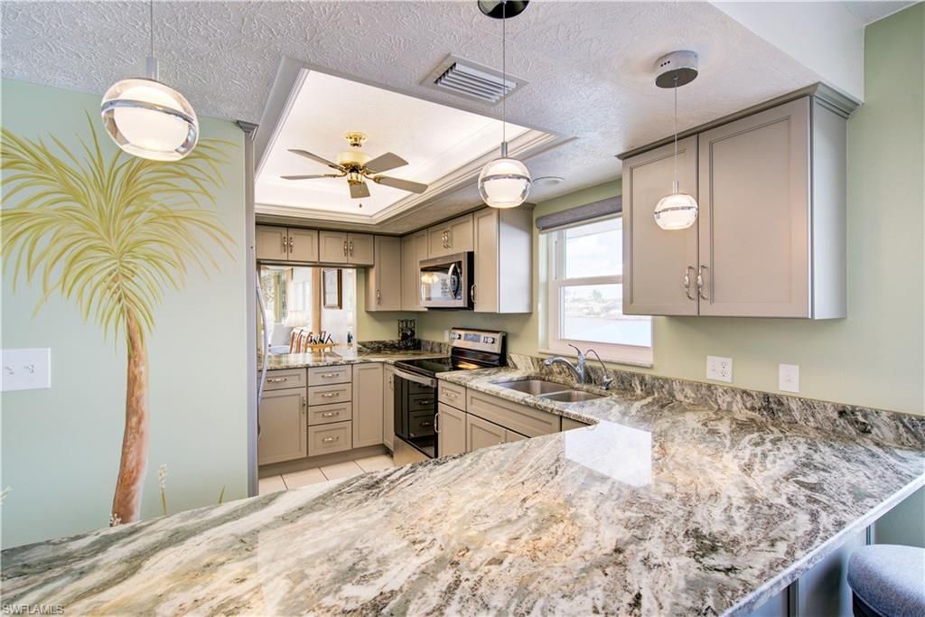 4104 SE 18th Ave, Unit 2D, Cape Coral, FL 33904 Photo