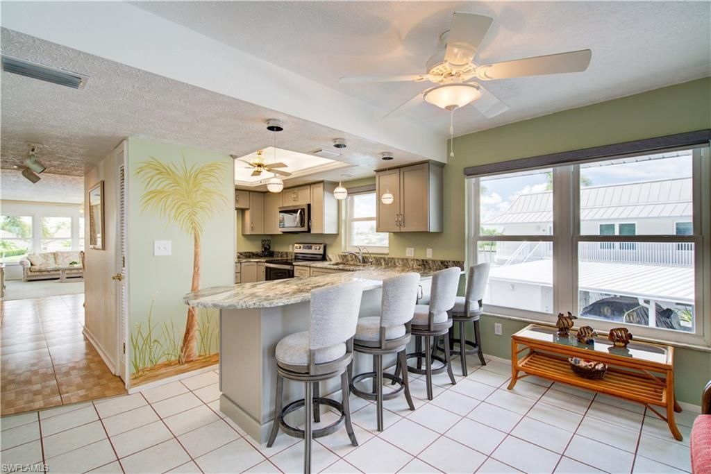 4104 SE 18th Ave, Unit 2D, Cape Coral, FL 33904 Photo