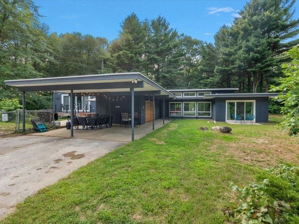 18830 77th Street, South Haven, MI 49090