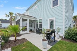 1805 Tryon Dr photo 4