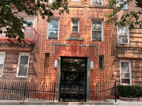 601 Pelham Parkway N, Unit 108, Bronx, NY 10467