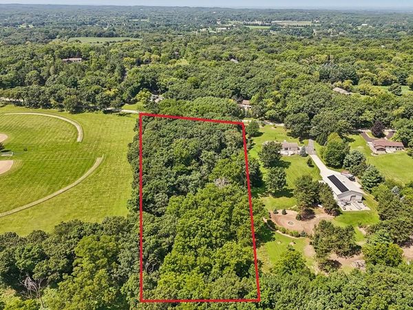 W317S4086 HIGHVIEW ROAD, Waukesha, WI 53189