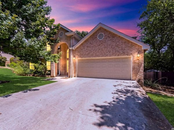 16502 Loma Landing, Helotes, TX 78023