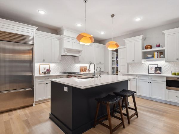 222 Ferndale Road S, Unit 303, Wayzata, MN 55391