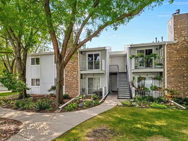 2296 Benson Avenue , Unit G, Saint Paul, MN 55116