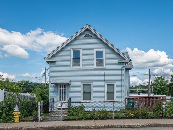 25 Greenwood St., Worcester, MA 01607