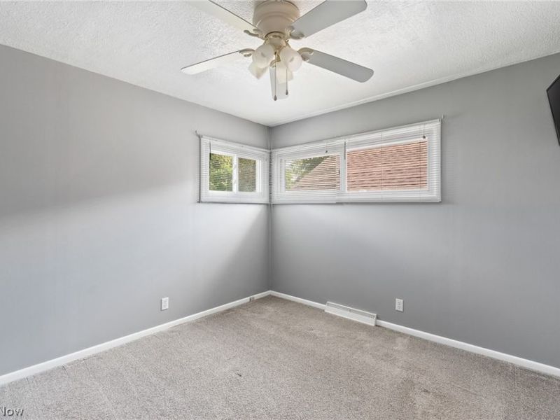 543 Edith Avenue, Akron, OH 44312 Photo 10