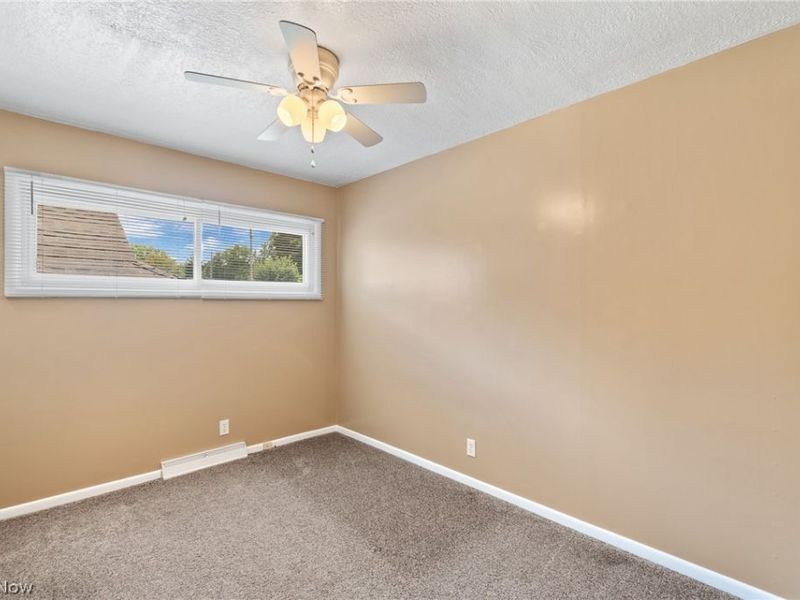543 Edith Avenue, Akron, OH 44312 Photo 15