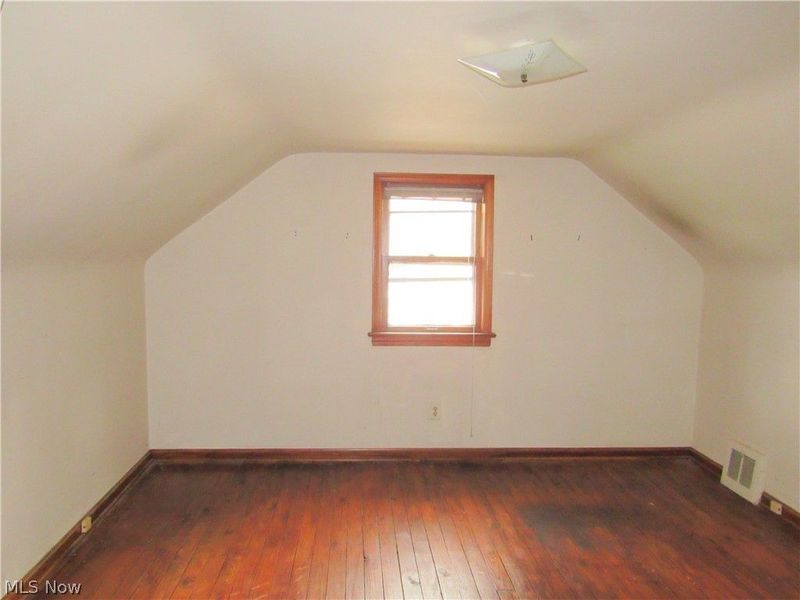 4067 E 187th Street, Cleveland, OH 44122 Photo 17
