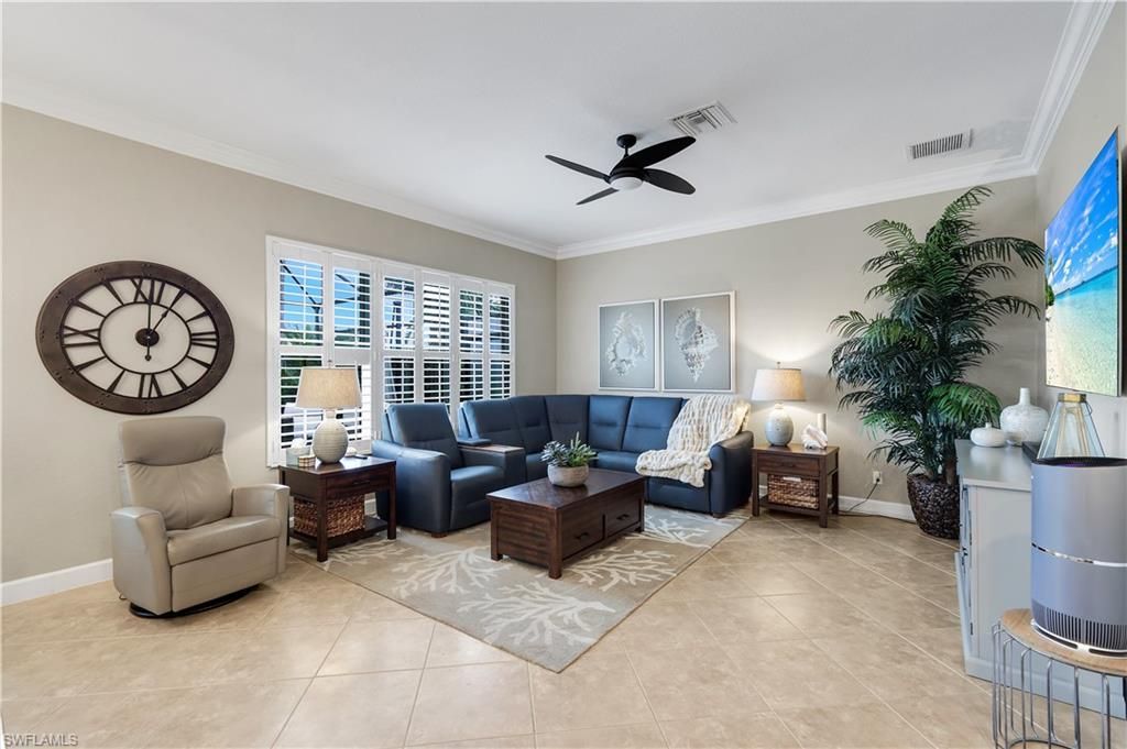 8223 Potomac Ln, Naples, FL 34104 Photo