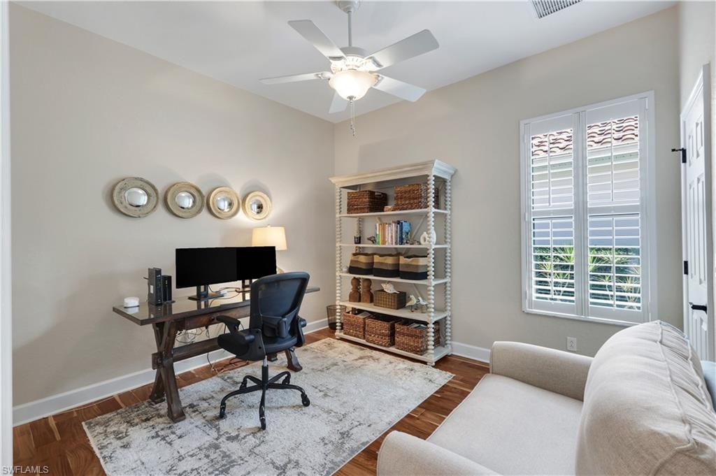 8223 Potomac Ln, Naples, FL 34104 Photo