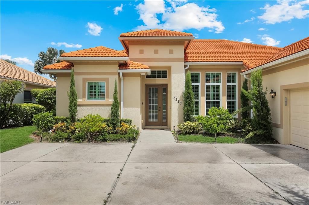 8223 Potomac Ln, Naples, FL 34104 Photo