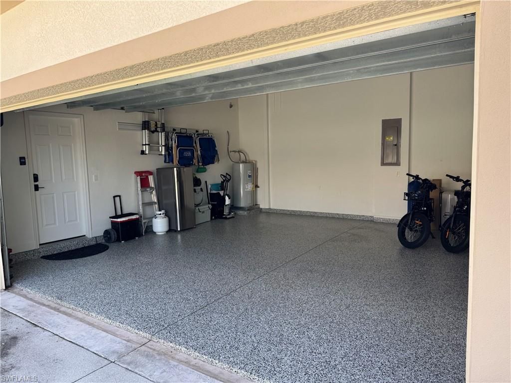8223 Potomac Ln, Naples, FL 34104 Photo