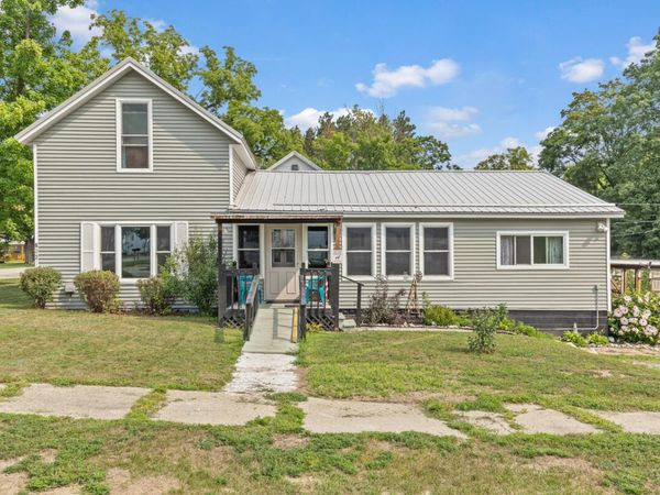 602 N Pine Street, Evart, MI 49631