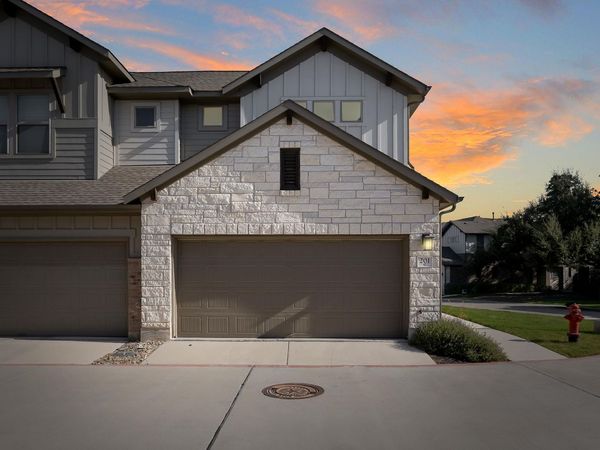 2500 FOREST CREEK DR, Unit 201, Round Rock, TX 78664