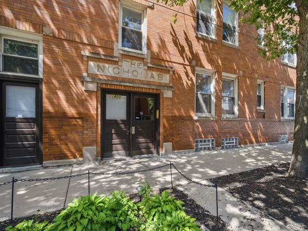 1800 W Superior Street , Unit 1N, Chicago, IL 60622