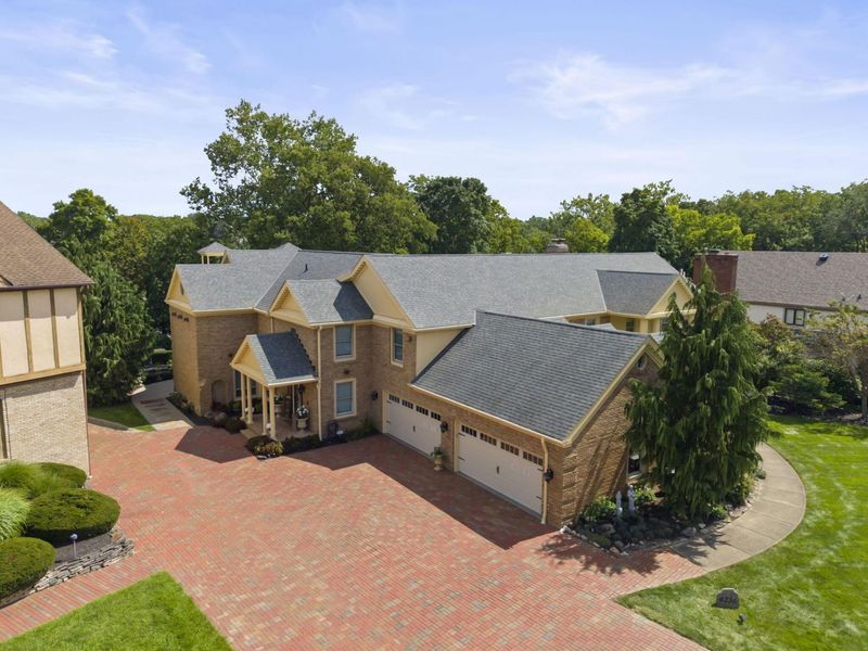 4236 Shire Cove Road, Hilliard, OH 43026 Photo 4