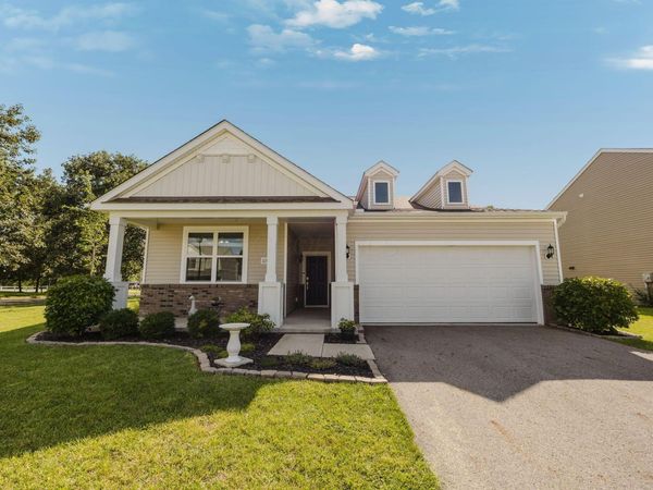 1152 Lake Forest Drive , Hebron, OH 43025