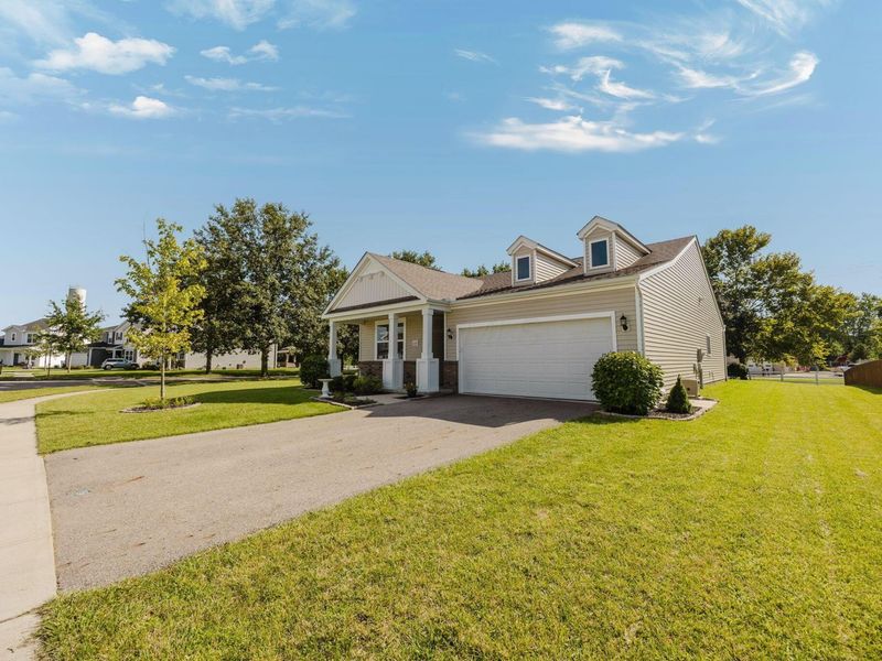1152 Lake Forest Drive , Hebron, OH 43025 Photo 2