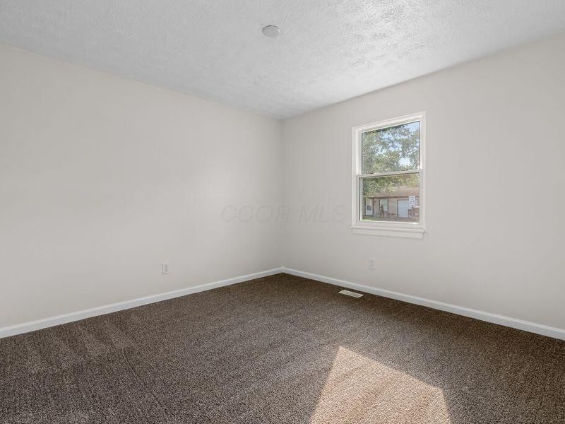 1504 Red Leaf Lane, Columbus, OH 43223 Photo 18