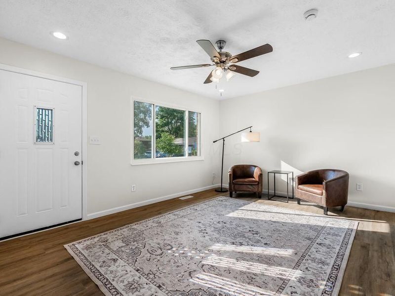 1504 Red Leaf Lane, Columbus, OH 43223 Photo 7