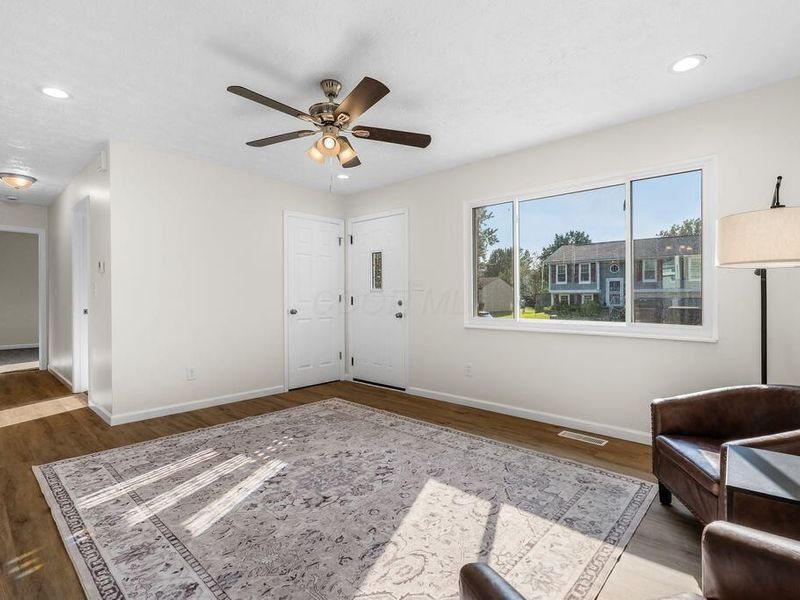 1504 Red Leaf Lane, Columbus, OH 43223 Photo 9