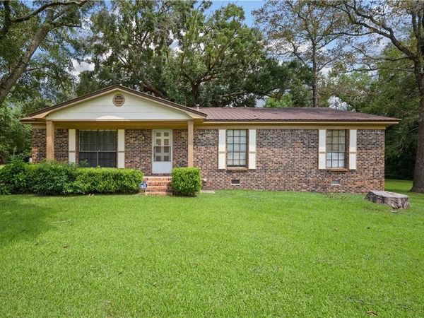 4757 W Villa Drive, Theodore, AL 36582