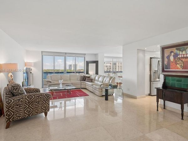 3500 Mystic Pointe Dr , Unit 805, Aventura, FL 33180