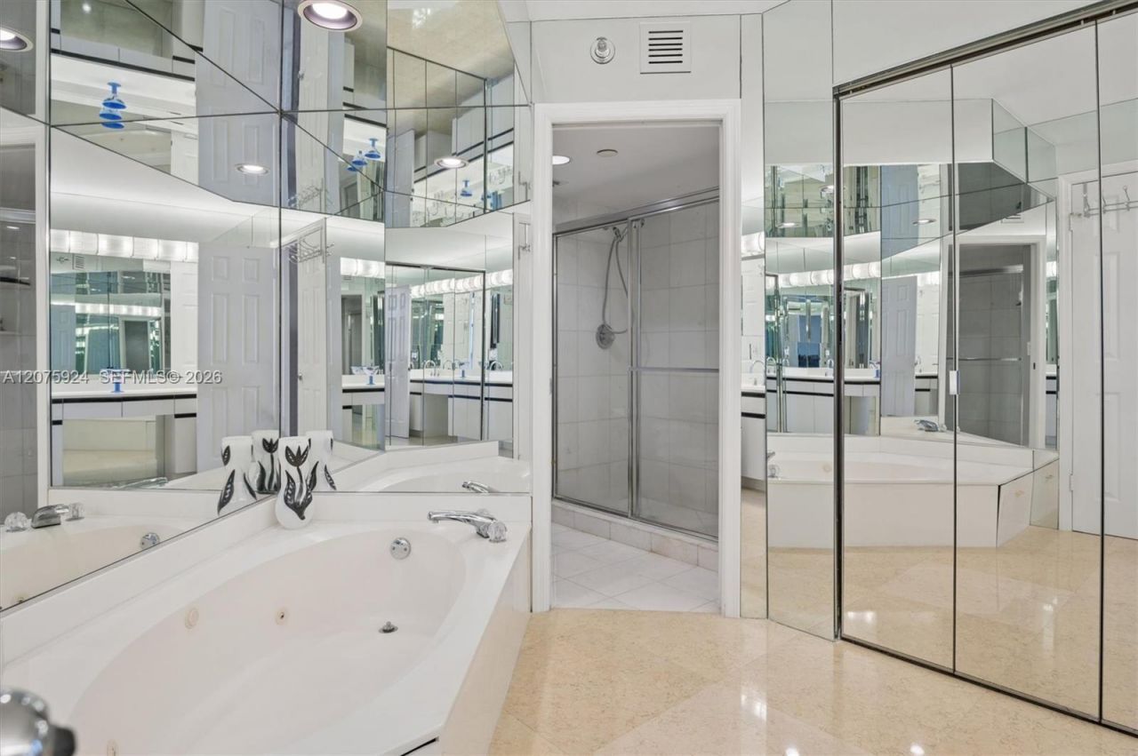 3500 Mystic Pointe Dr , Unit 805, Aventura, FL 33180 Photo