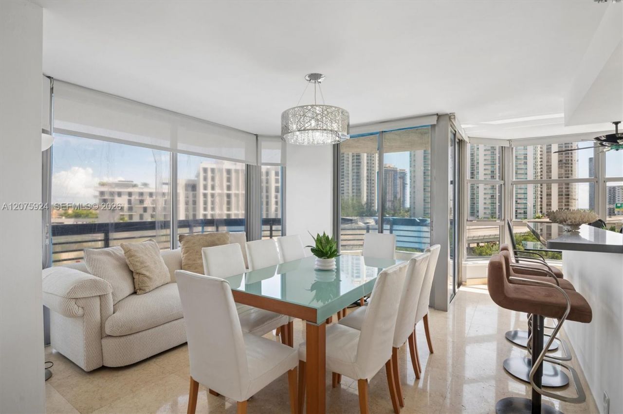 3500 Mystic Pointe Dr , Unit 805, Aventura, FL 33180 Photo