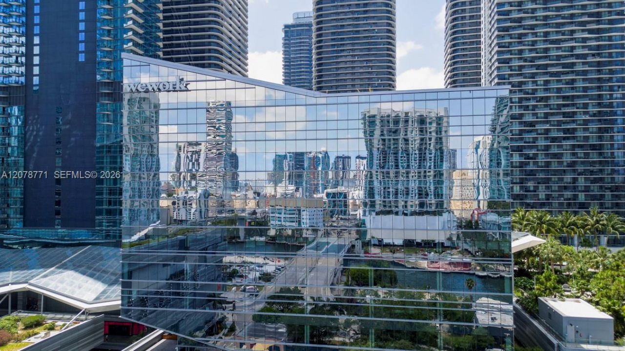 92 SW 3rd St , Unit 1403, Miami, FL 33130 Photo