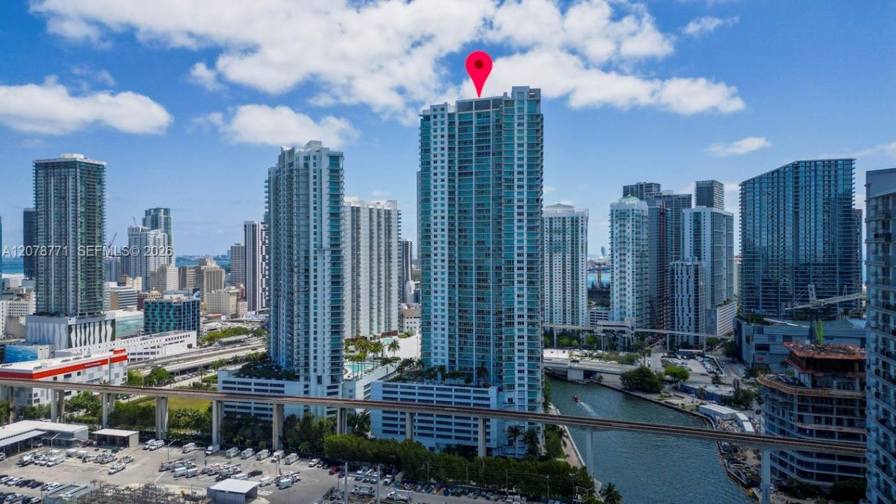 92 SW 3rd St , Unit 1403, Miami, FL 33130 Photo