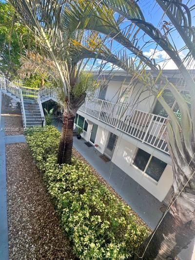 2344 NE 12th St , Unit 7, Pompano Beach, FL 33062 Photo