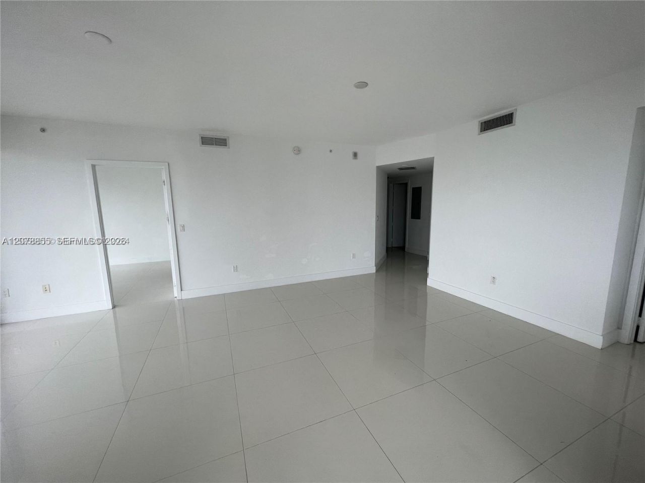 488 NE 18th St, Unit 3100, Miami, FL 33132 Photo