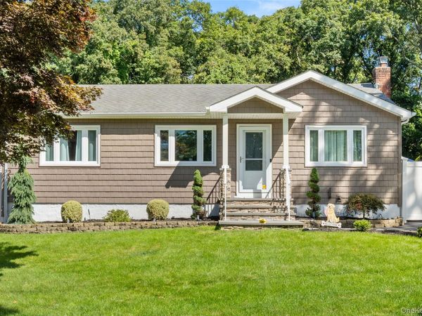 193 Ohls Street , Patchogue, NY 11772