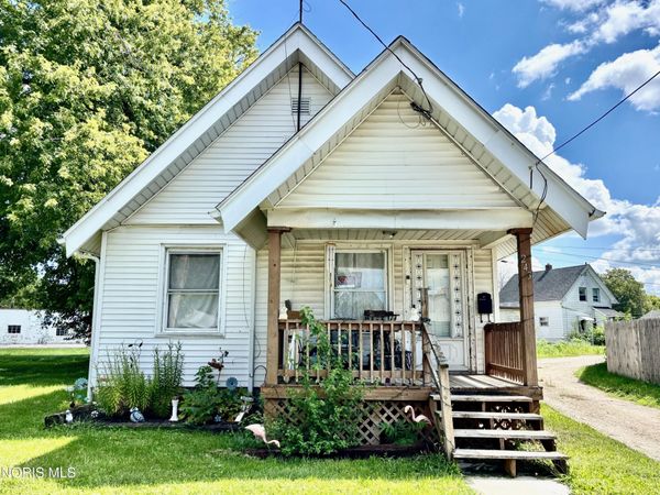 243 Spring Grove Avenue , Toledo, OH 43605