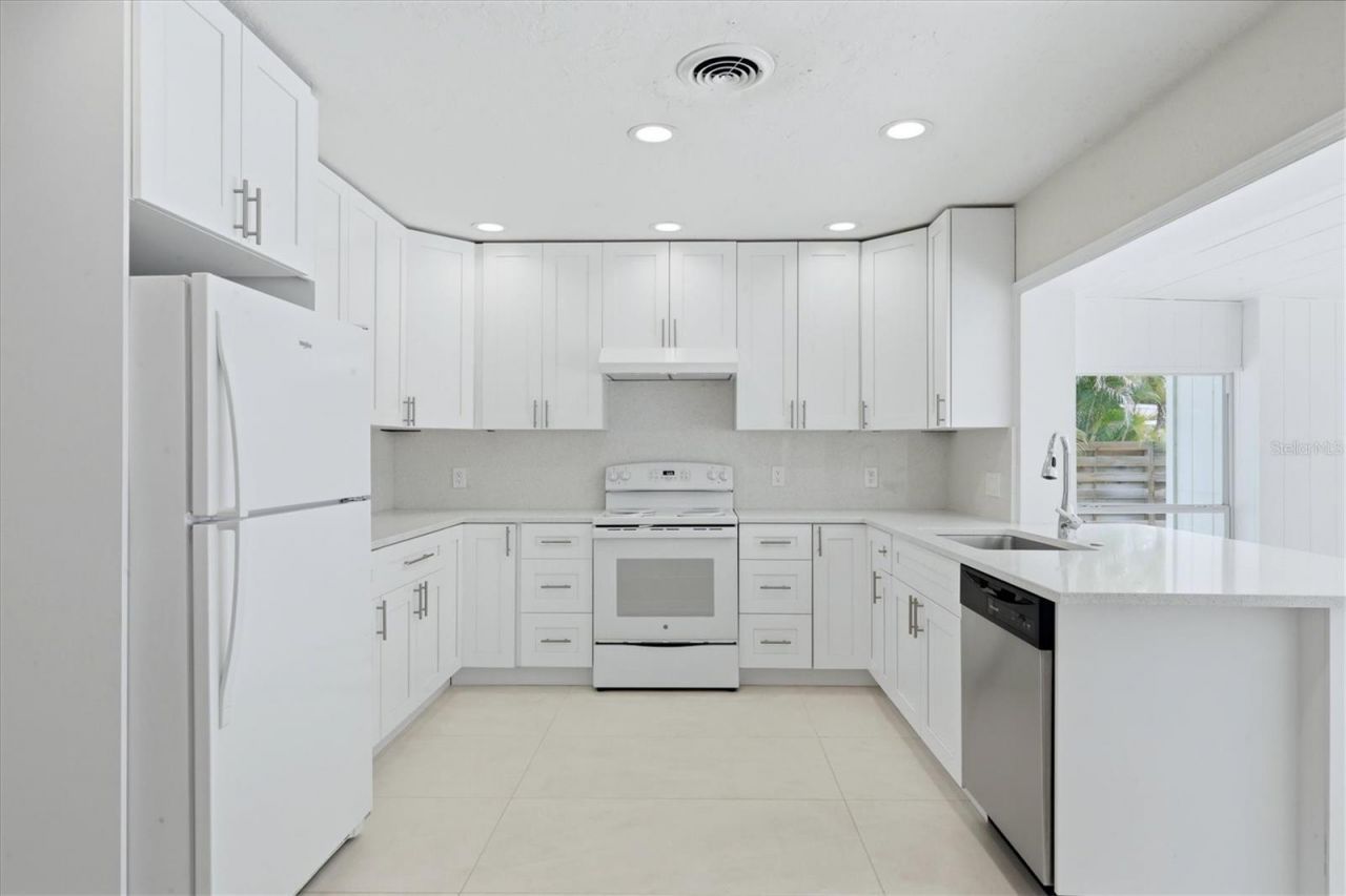 2151 Euclid Terrace, Sarasota, FL 34239 Photo