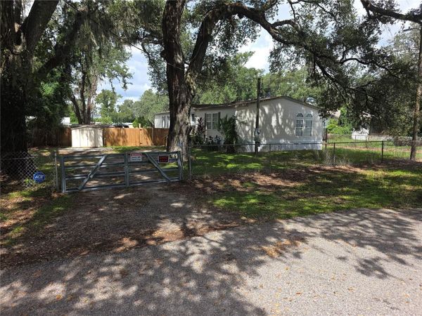 1020 BRINWOOD DRIVE , SEFFNER, FL 33584