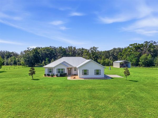 5600 SW COUNTY ROAD 240 , LAKE CITY, FL 32024