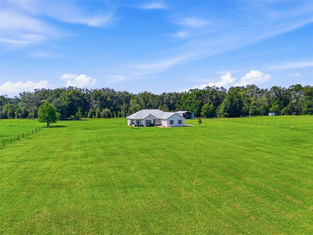 5600 SW County Road 240 , Lake City, FL 32024 Photo