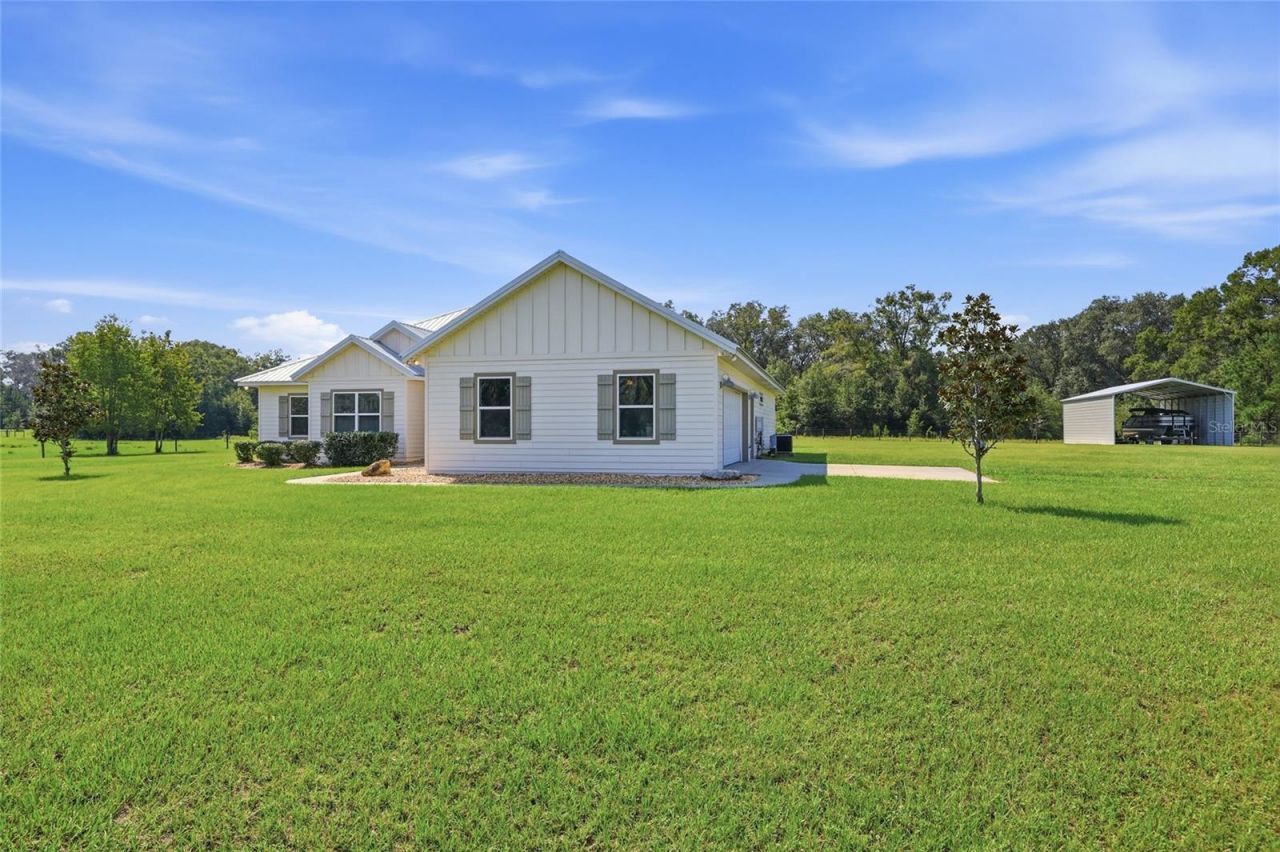 5600 SW County Road 240 , Lake City, FL 32024 Photo
